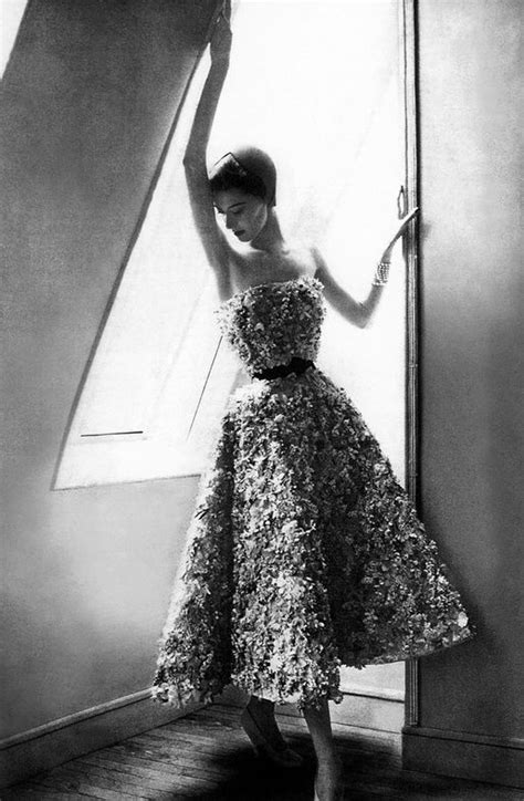 miss dior t shirt - Miss Dior dress 1949.